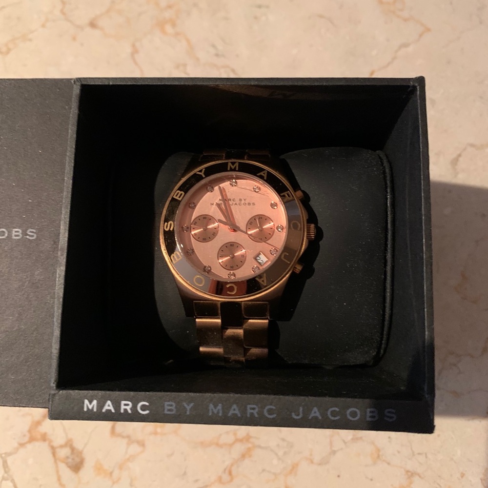 Rosegold Marc Jacobs women’s watch with diamonds